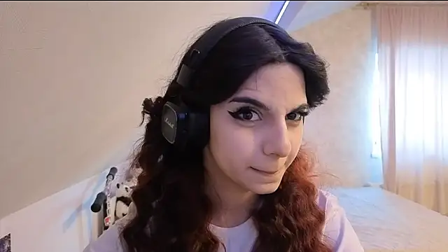 Snapshot of Blissmissataeses chatting on February 15, 10:14 am Blissmissataeses online show from February 15, 10:14 am