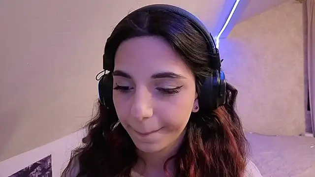 Snapshot of Blissmissataeses chatting on March 3, 12:44 pm Blissmissataeses online show from March 3, 12:44 pm