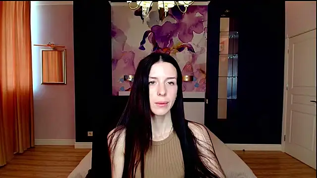 NoirDiva online show from April 17, 5:54 am