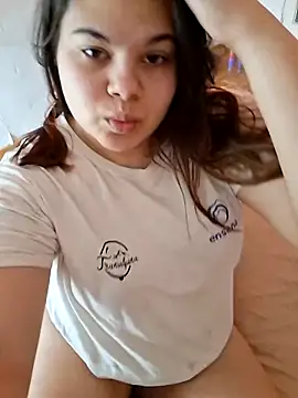 Snapshot of valentina_orsi chatting on February 23, 11:29 am valentina orsi online show from February 23, 11:29 am