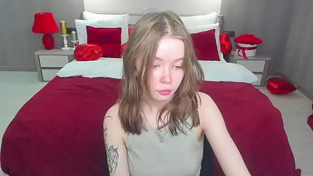 Snapshot of Violetta__Dreams chatting on March 2, 11:17 am Violetta Dreams online show from March 2, 11:17 am