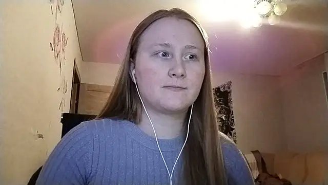 AnikaLipps online show from April 10, 1:33 am