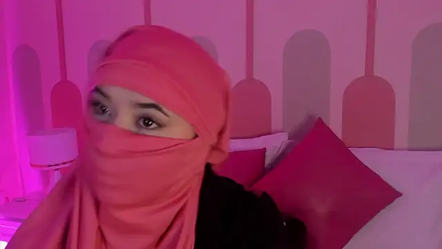 Snapshot of Samarahalsaud chatting on February 17, 7:53 pm Samarahalsaud online show from February 17, 7:53 pm