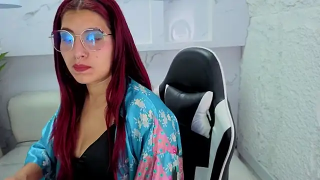 emily  tp online show from February 27, 12:38 pm