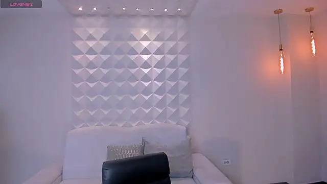 CarolineEvans x online show from February 27, 4:23 am