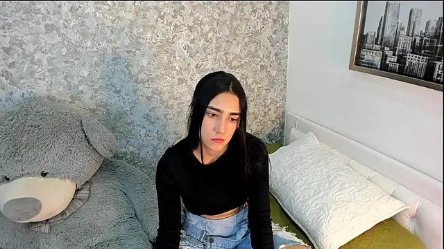 Anika H online show from March 13, 12:12 pm