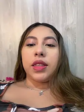 Emiily joee  online show from May 21, 4:19 am