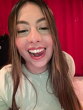 Emiily joee  online show from May 29, 3:04 am