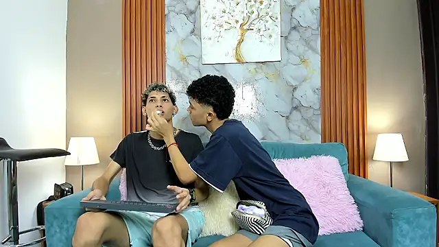 YOUNG BOYS HELL online show from February 18, 1:12 am