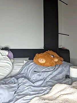 Cinnamonbunn online show from February 14, 3:58 am