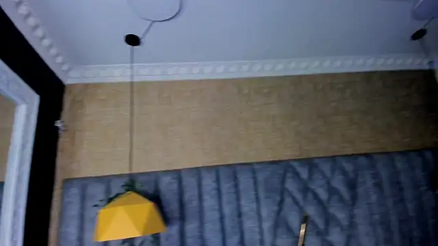 Snapshot of AronGarcia chatting on February 23, 9:45 pm AronGarcia online show from February 23, 9:45 pm