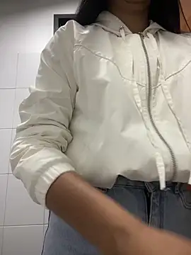 Daniela Pink online show from June 2, 11:12 am