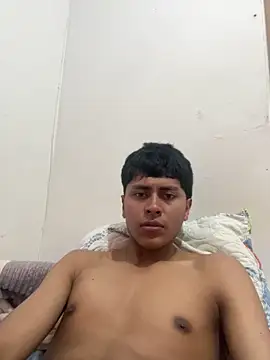 Snapshot of Miguel_960 chatting on March 7, 9:01 pm Miguel 960 online show from March 7, 9:01 pm