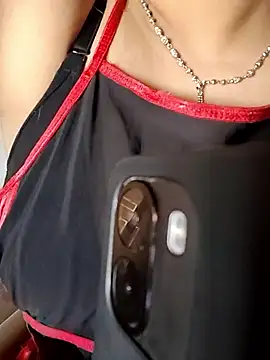 Snapshot of taniya0 chatting on February 23, 5:49 am taniya0 online show from February 23, 5:49 am