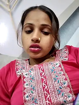 Snapshot of samayra1144 chatting on February 15, 7:51 am samayra1144 online show from February 15, 7:51 am