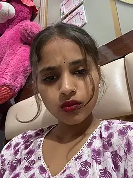 samayra1144 online show from June 17, 7:37 pm