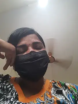 Tamil Luckly girl online show from April 7, 4:24 am