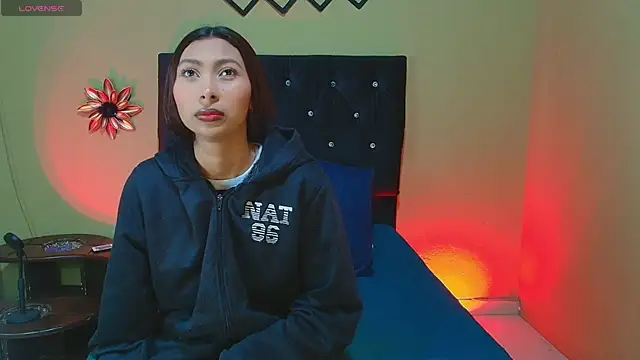 angeldreams15  online show from April 15, 7:21 pm