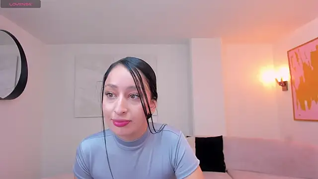 AmaraDivine online show from March 4, 11:38 am