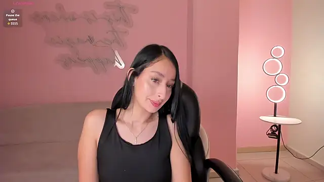 AmaraDivine online show from March 15, 5:30 pm