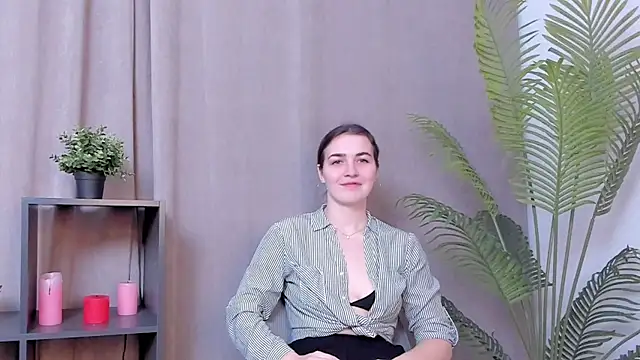 ShalaBethay online show from February 18, 6:15 pm