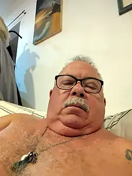 bylytom27 online show from February 24, 1:03 am