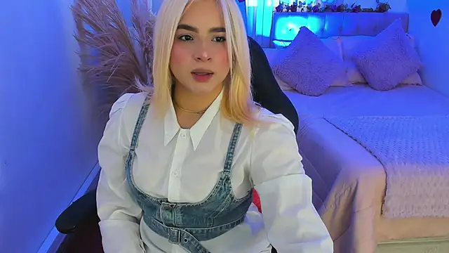 Snapshot of BarbieHannaB_ chatting on February 18, 7:21 pm BarbieHannaB online show from February 18, 7:21 pm