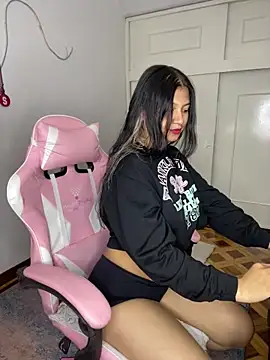 KittySari online show from February 18, 2:24 pm