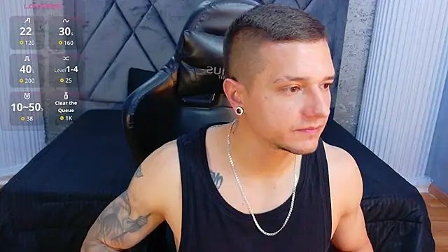 TYSONRICH1 online show from February 25, 8:51 pm