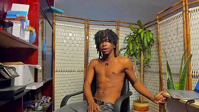 Mashall lee online show from April 9, 9:09 pm