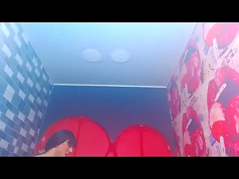 Snapshot of charlottxjuless chatting on February 25, 2:27 pm charlottxjuless online show from February 25, 2:27 pm