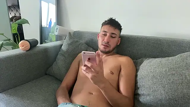 Heytincho online show from March 1, 10:01 pm