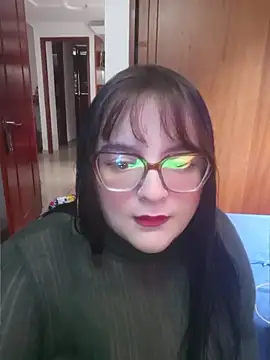 daphneev online show from May 12, 6:27 pm