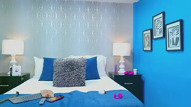 Snapshot of AntonellaEscudero chatting on February 22, 3:51 am AntonellaEscudero online show from February 22, 3:51 am