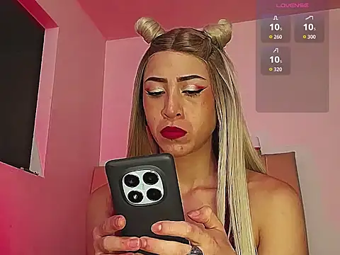 Snapshot of Holistic_Ambrita chatting on February 18, 5:36 am Holistic Ambrita online show from February 18, 5:36 am