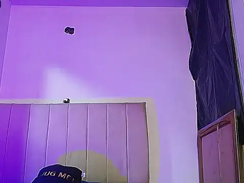 Snapshot of Holistic_Ambrita chatting on February 24, 12:52 am Holistic Ambrita online show from February 24, 12:52 am