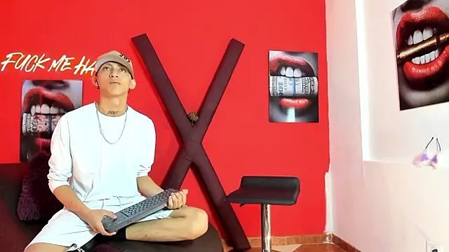 Snapshot of BOYS_PLAY chatting on February 26, 1:21 pm BOYS PLAY online show from February 26, 1:21 pm