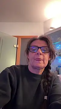 Dance Lady online show from March 29, 7:47 pm