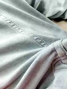 harryxxx82 online show from June 8, 2:56 am
