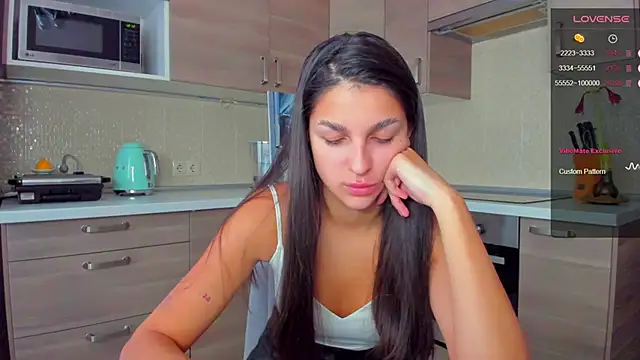 Snapshot of AngelGabe chatting on February 21, 9:10 am AngelGabe online show from February 21, 9:10 am