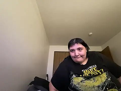 shellynpanda21 online show from March 2, 3:41 pm