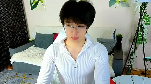 Snapshot of DianInav chatting on April 18, 6:39 am DianInav online show from April 18, 6:39 am