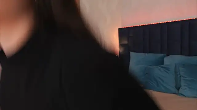 LucyDeLuca online show from April 1, 5:30 am