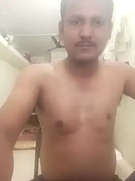 Snapshot of hunk_man chatting on February 26, 4:39 pm hunk man online show from February 26, 4:39 pm