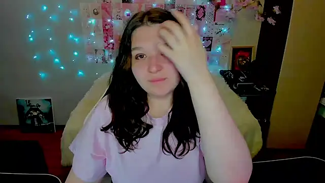 Snapshot of Kate_Acid chatting on July 5, 11:12 pm Kate Acid online show from July 5, 11:12 pm