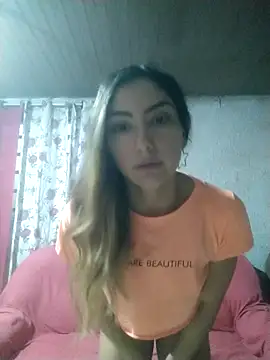 Larinhacat online show from February 22, 10:30 pm