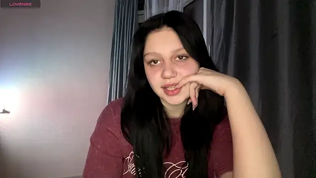 RaquelsHusband online show from February 24, 2:48 pm