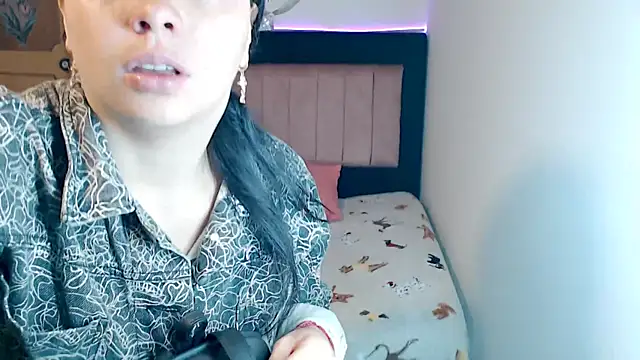 MARYXS1 online show from February 17, 12:34 pm