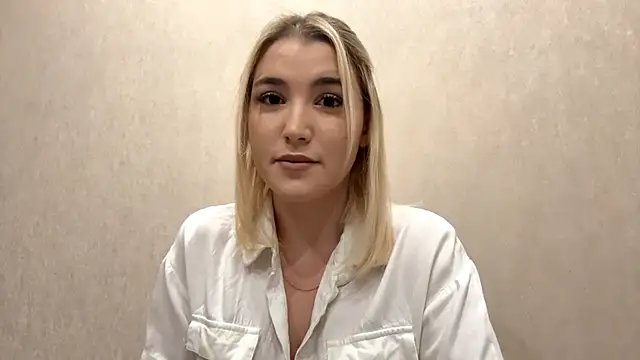 Snapshot of MerryVideo chatting on February 23, 9:01 pm MerryVideo online show from February 23, 9:01 pm