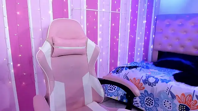 Snapshot of alma_tb1 chatting on February 26, 7:35 pm alma tb1 online show from February 26, 7:35 pm